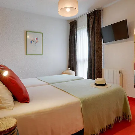 Hotell Le Branhoc - Brit 2*