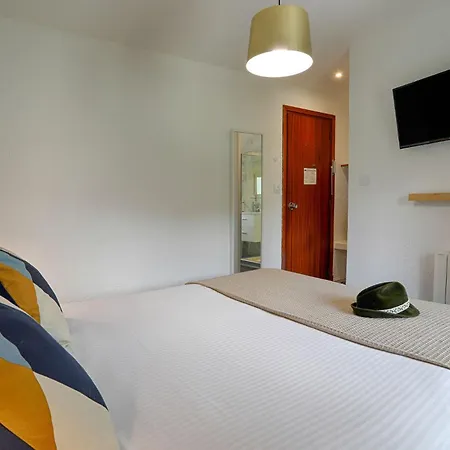 Hotell Le Branhoc - Brit 2*