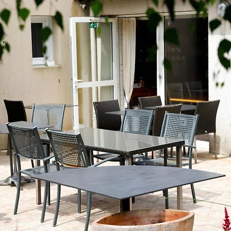 Le Branhoc - Brit Hotell